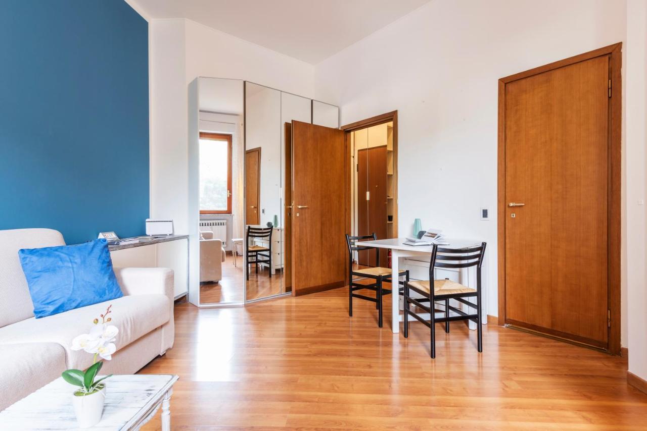 Casa Blu Flexyrent Apartment Wifi - No Ac Milaan Buitenkant foto