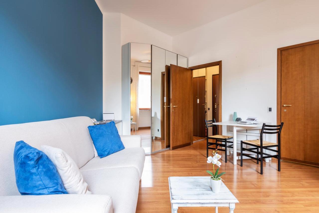 Casa Blu Flexyrent Apartment Wifi - No Ac Milaan Buitenkant foto